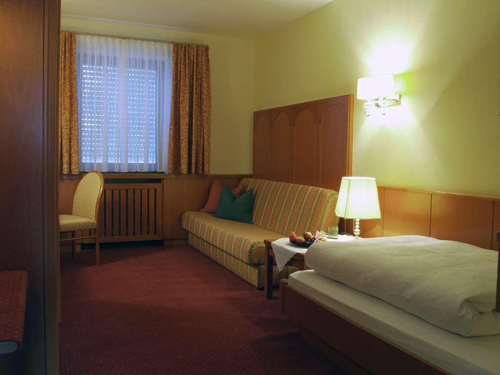 Akzent Hotel Restaurant Altdorfer Hof Weingarten  Rum bild